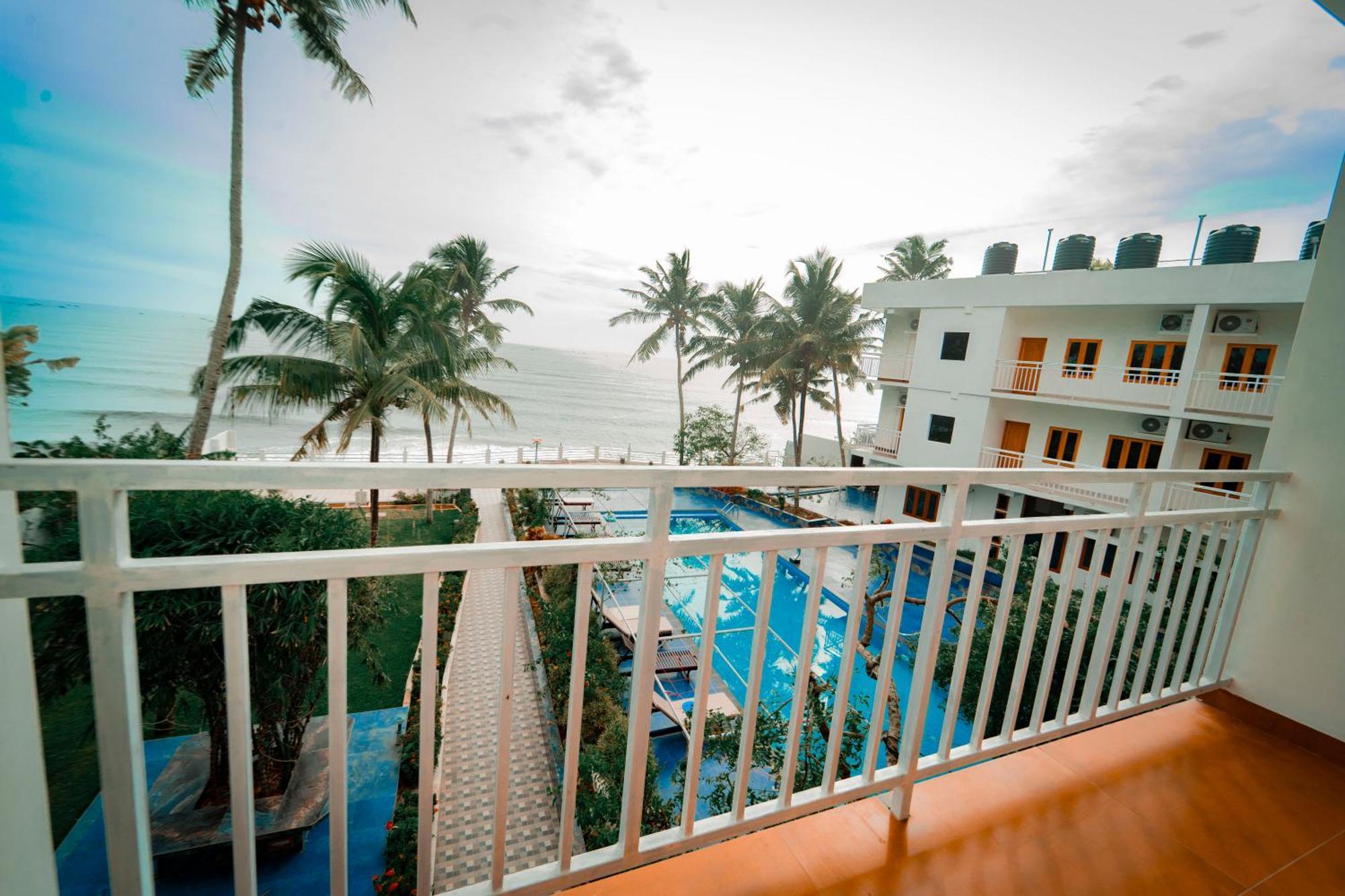 Skylar Seaview Beach Resort & Ayurveda Варкала Екстериор снимка