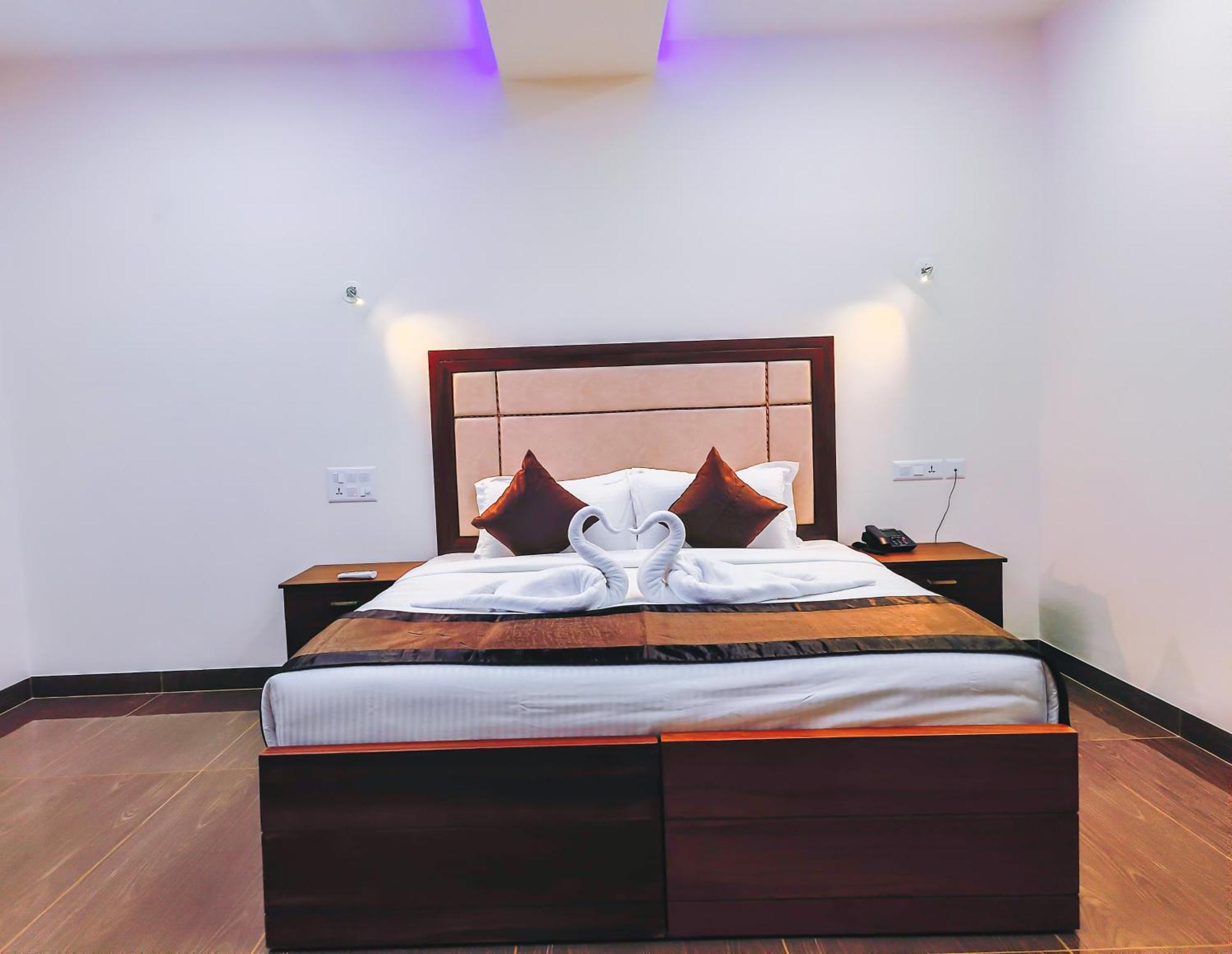 Skylar Seaview Beach Resort & Ayurveda Варкала Екстериор снимка