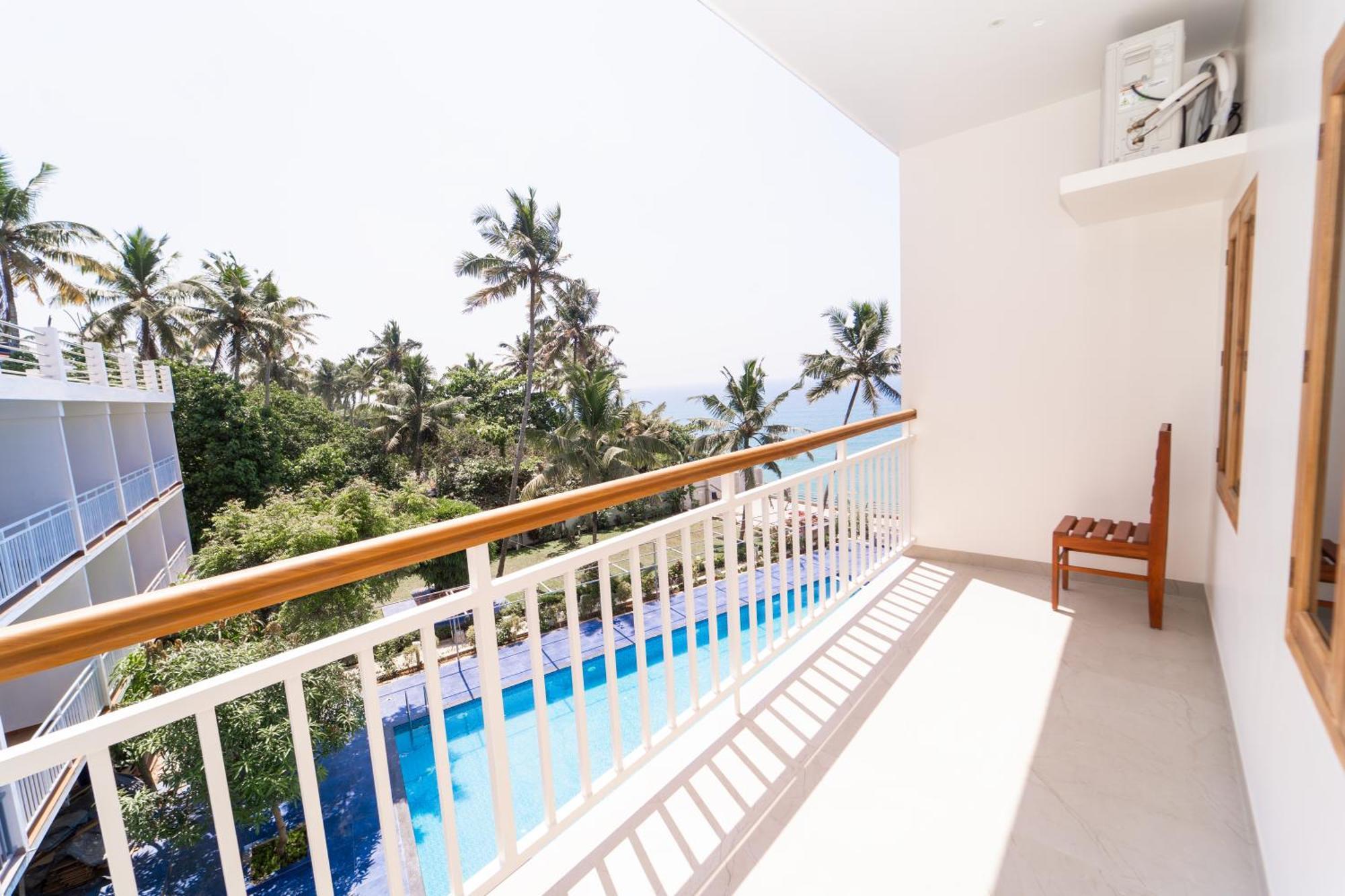 Skylar Seaview Beach Resort & Ayurveda Варкала Екстериор снимка