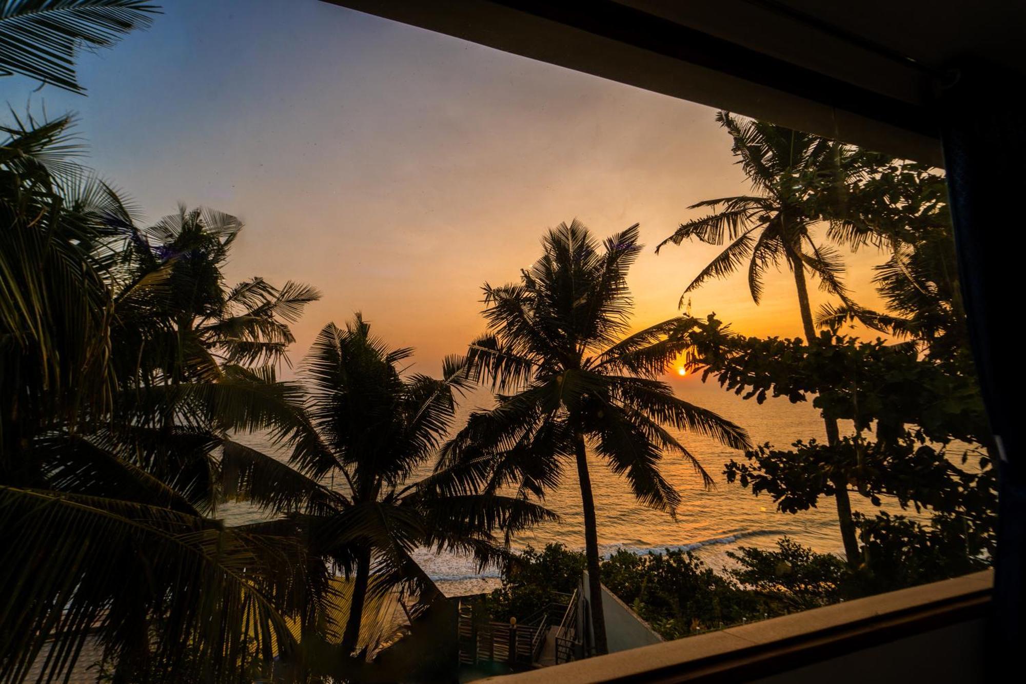 Skylar Seaview Beach Resort & Ayurveda Варкала Екстериор снимка